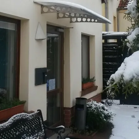 ゲストハウス Am Burgwall Wißmar